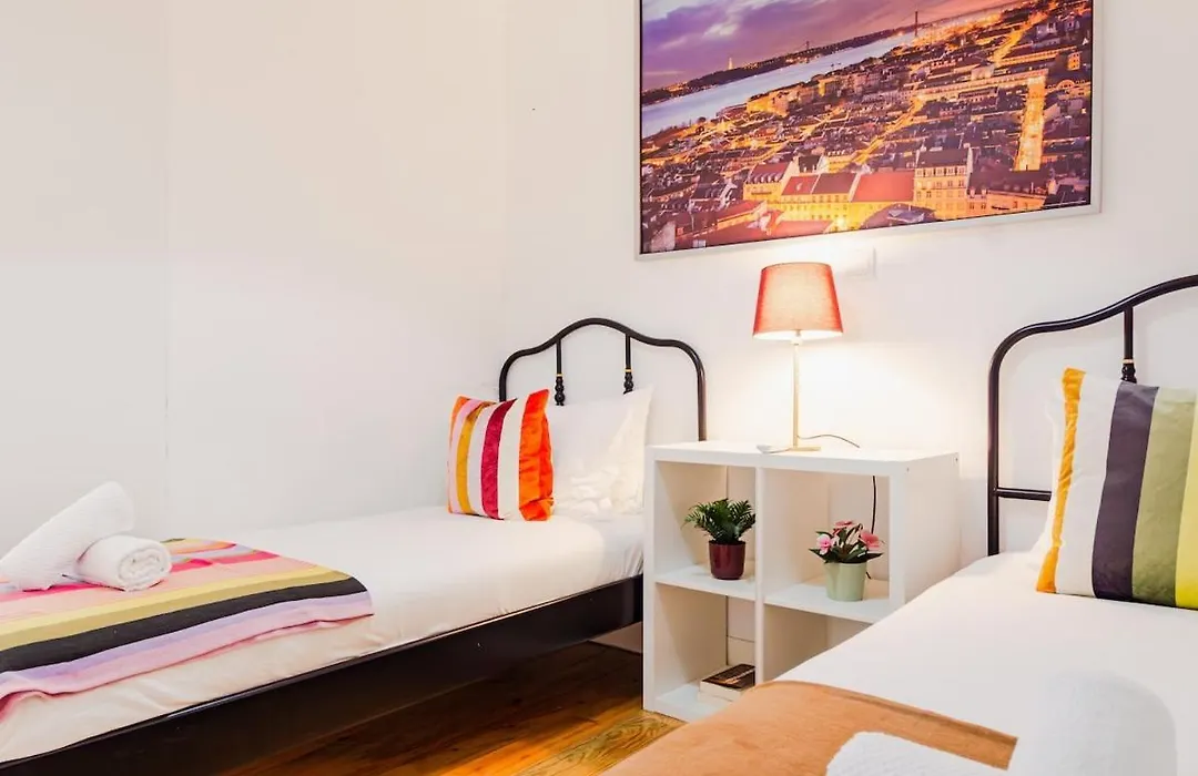 Apartamento Familiar - 2 Quartos - Ac - Proximo A Baixa-Chiado-1