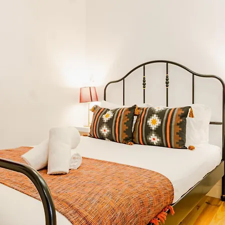 Apartamento Familiar - 2 Quartos - Ac - Proximo A Baixa-Chiado-3