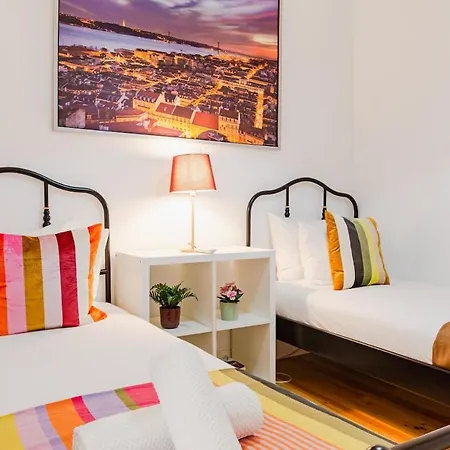 Apartamento Familiar - 2 Quartos - Ac - Proximo A Baixa-Chiado-2